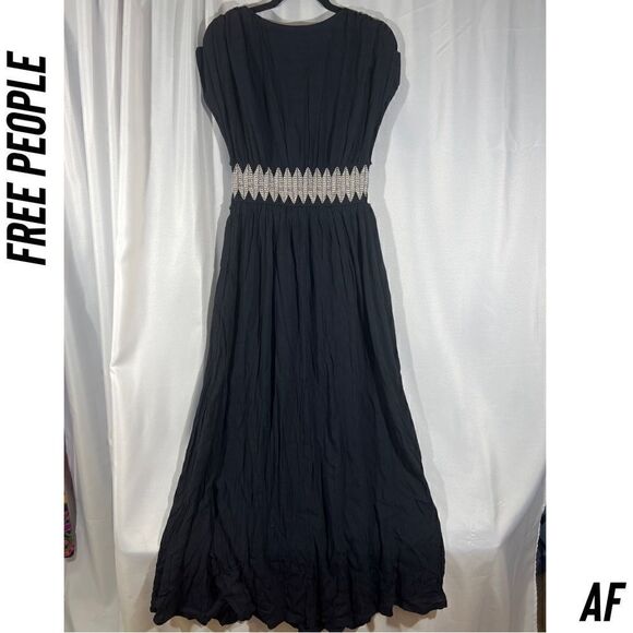 FREE PEOPLE DEVON MAXI DRESS NEW SMALL IN BLACK - Picture 4 of 8